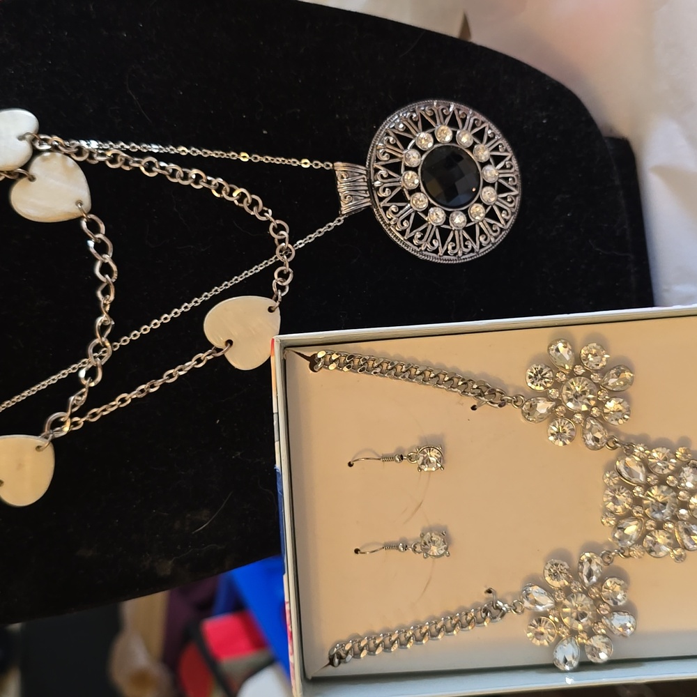 Lot of 3 Pendant Rhinestones Mother Of Pearl Necklaces Plus Rhinestone Earrings